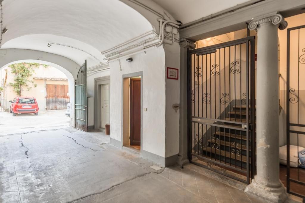 Apartament La Casa Di Ugo-A Due Passi Dal Duomo Florencja Zewnętrze zdjęcie